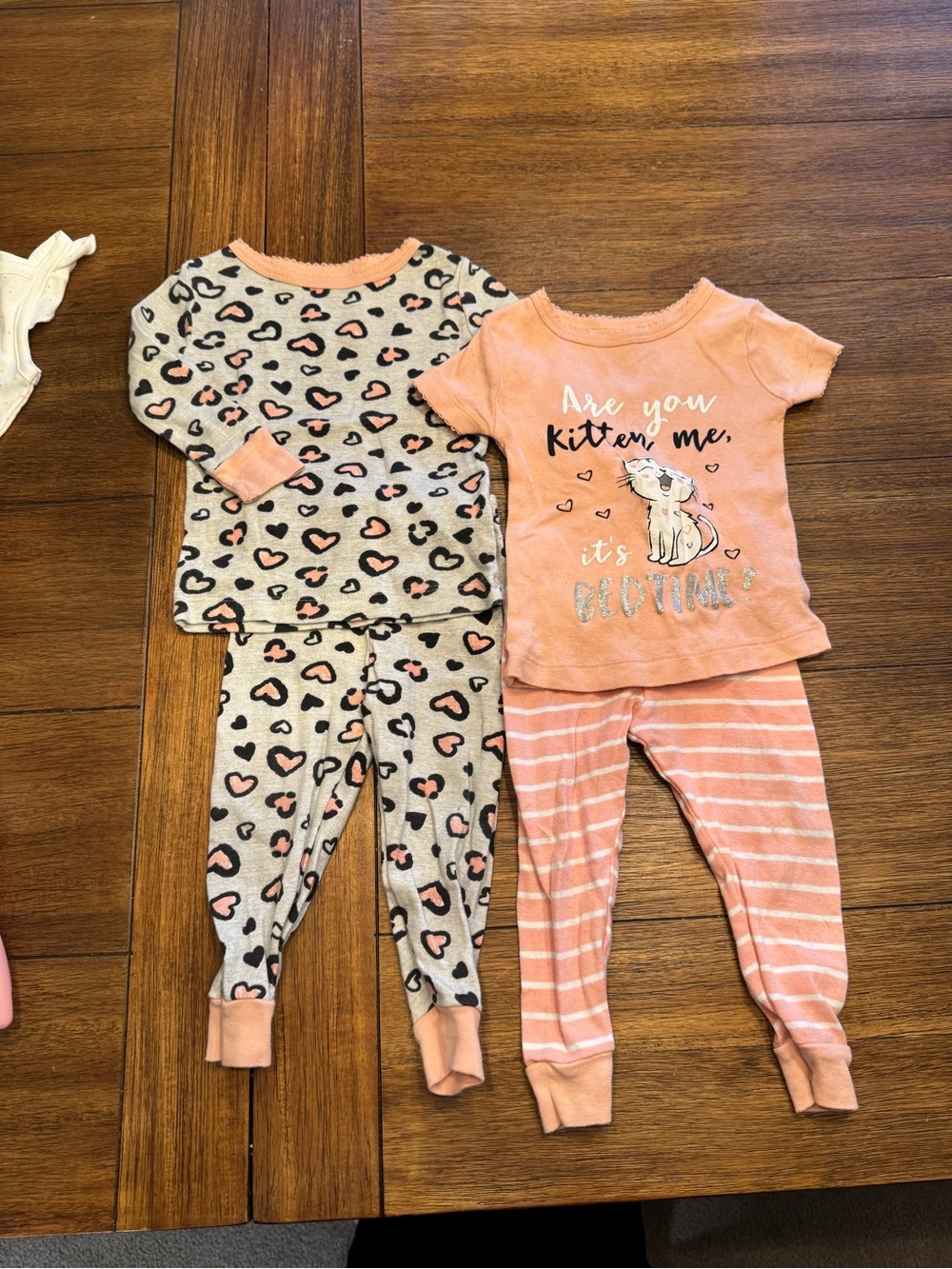 Koala Kids Peach & Heather Gray Heart Kitty Pajama Set
